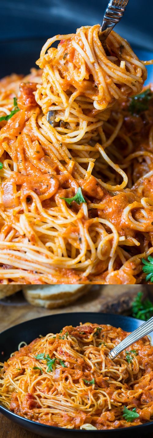 Spicy Tomato Cream Pasta