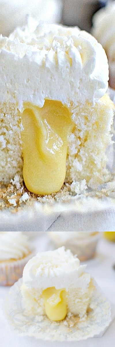 Vanilla Cupcakes Stuffed with Lemon Curd