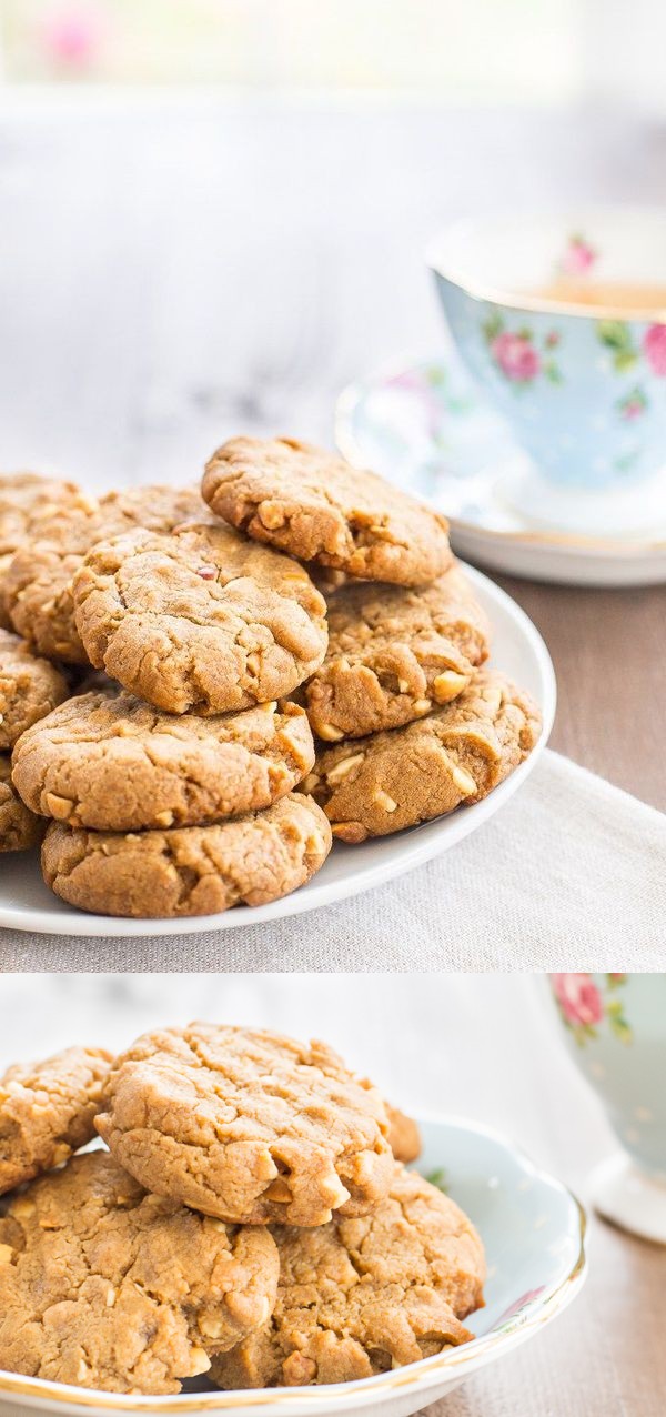 Vegan Peanut Butter Cookies