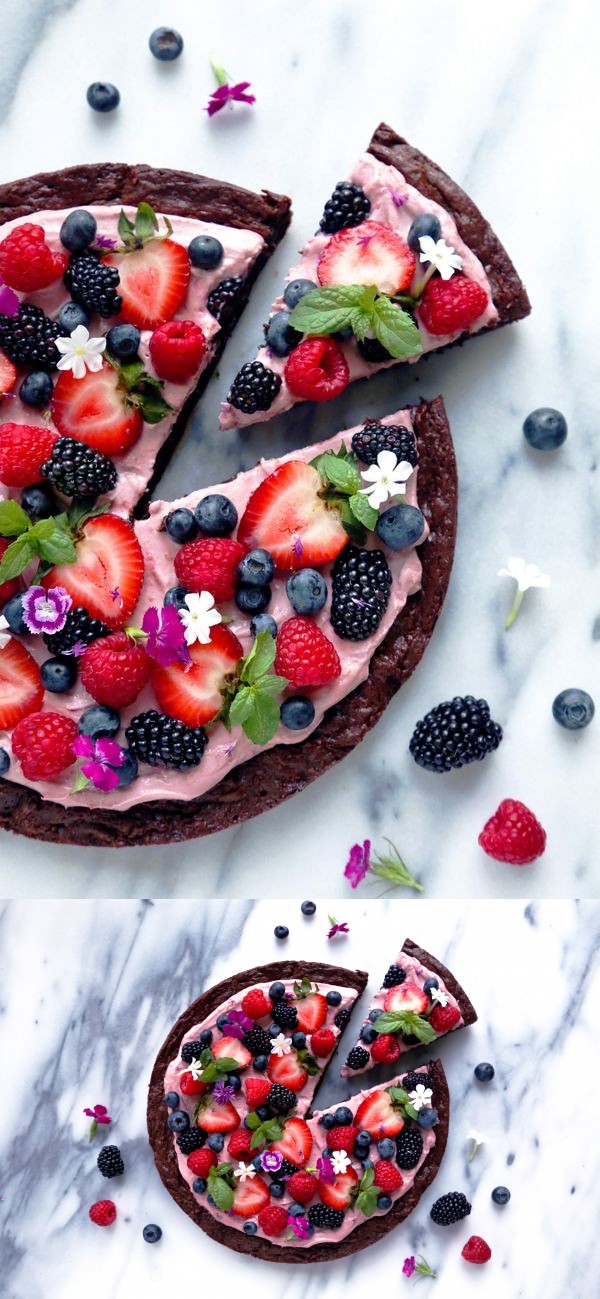 Very Berry Brownie Pizza