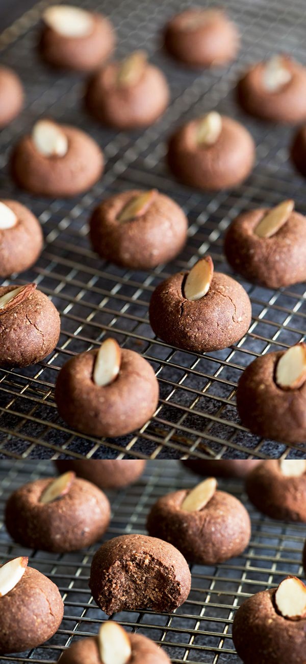 Chocolate Almond Cookies