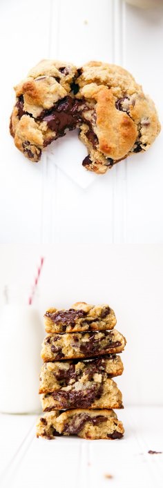 Copycat Levain Bakery Chocolate Chip Cookies