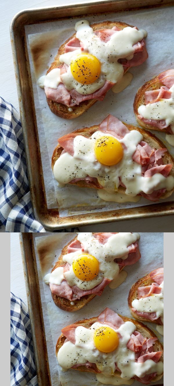 Croque Madame Toast