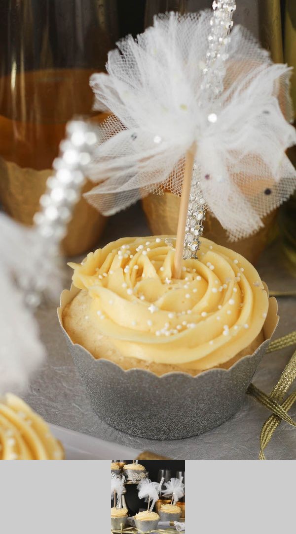 New Year's Eve Champagne Cupcakes