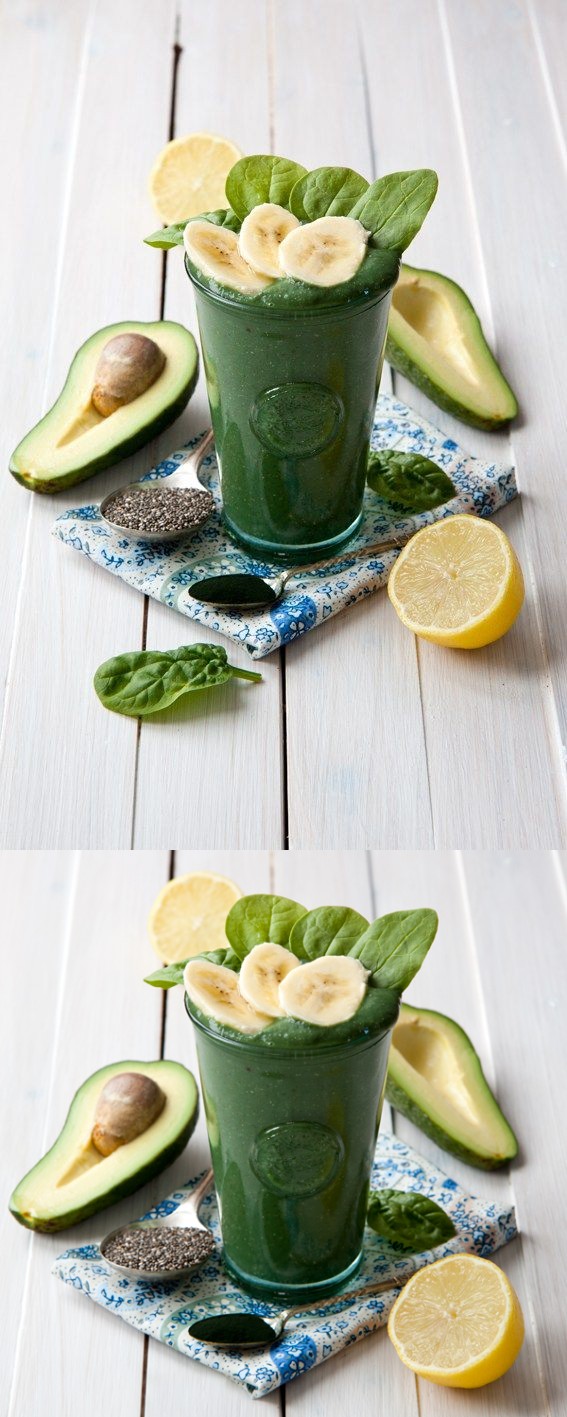 Avocado smoothie with spirulina