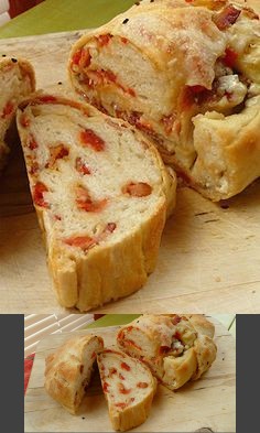 Bacon, Blue Cheese and Tomato Bread