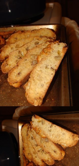 Banana Pecan Biscotti