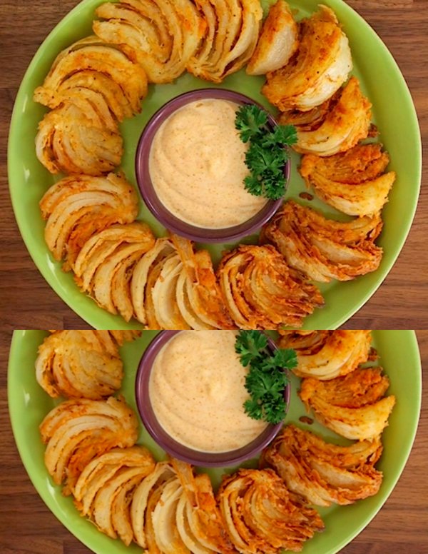 Blooming Onion Wedges