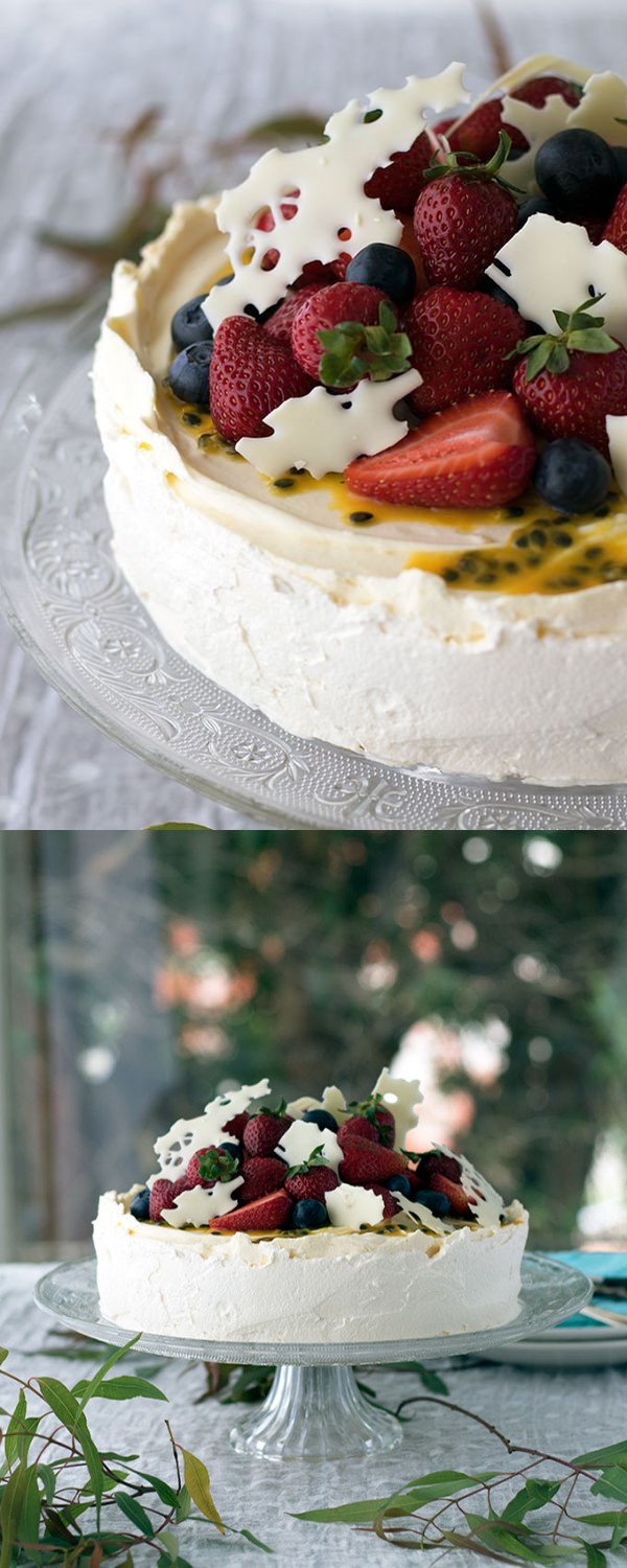 Cheeselova, Cheesecake and Pavlova Love Child