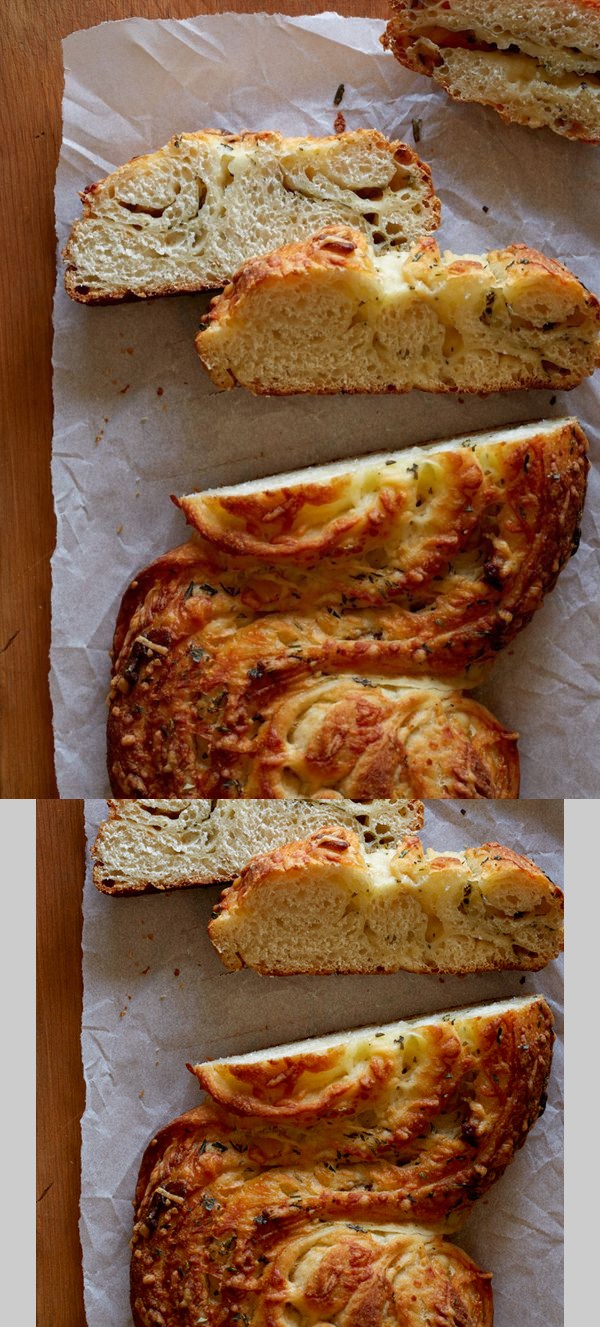 Cheesy Roasted Garlic and Herb Pane Bianco