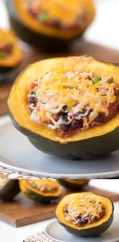 Chili-Stuffed Acorn Squash