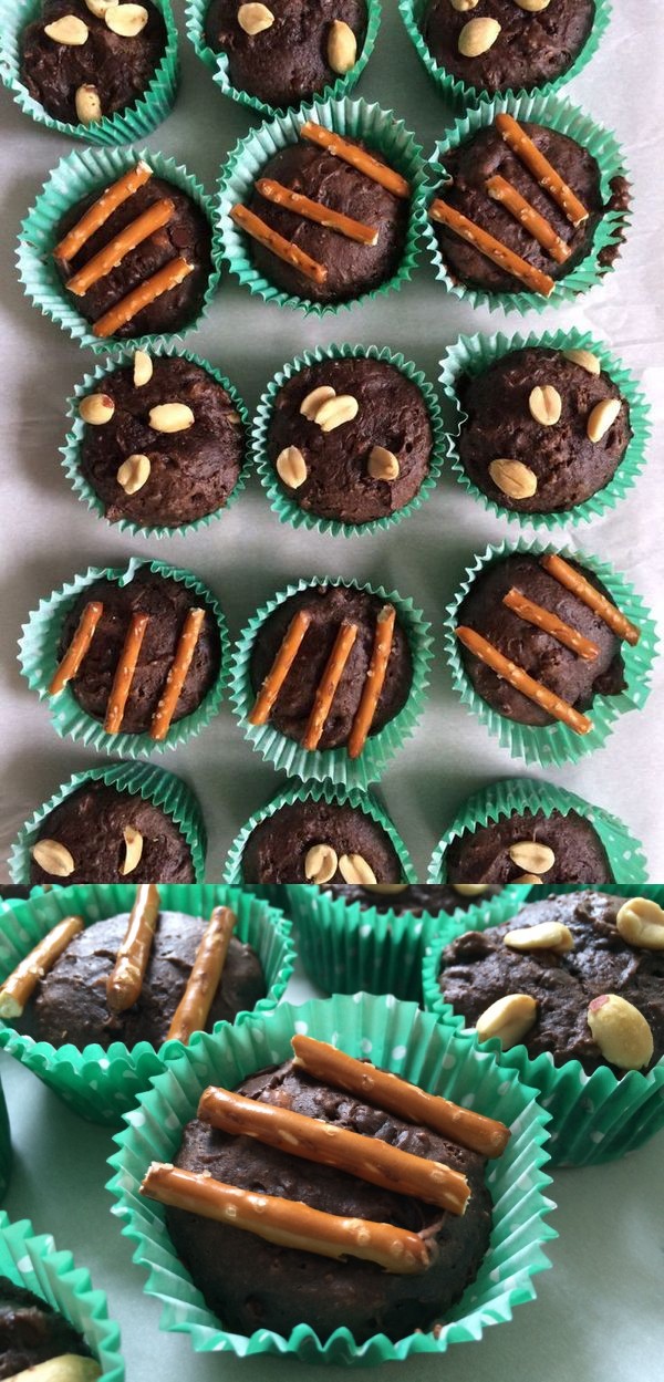 Chocolate Peanut Butter Pretzel Muffins