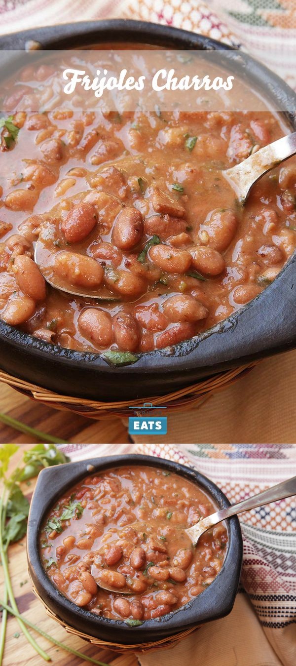 Frijoles Charros (Mexican Pinto Beans With Bacon and Chilies