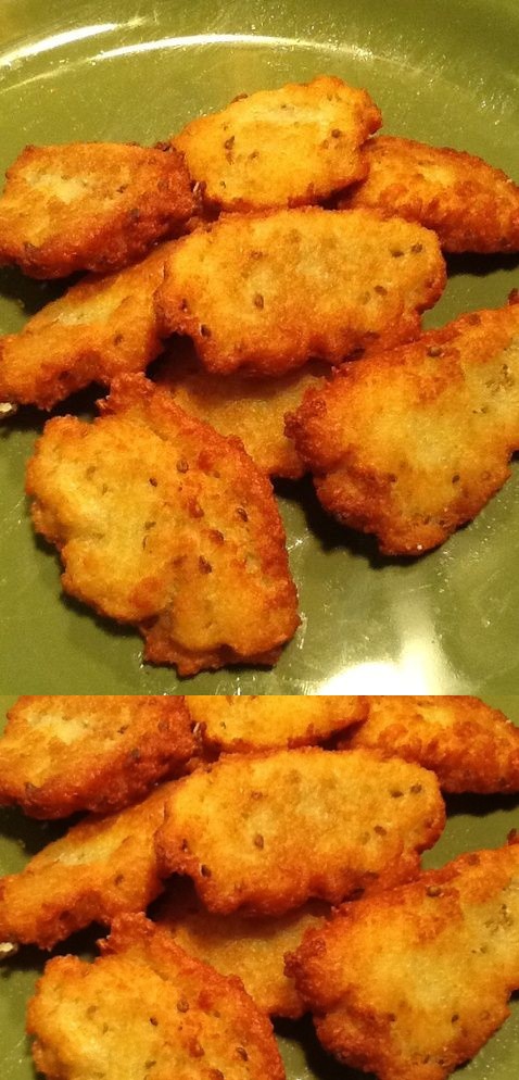 How to Cook My Mommys Yucca Fritters(arepita De Yuca