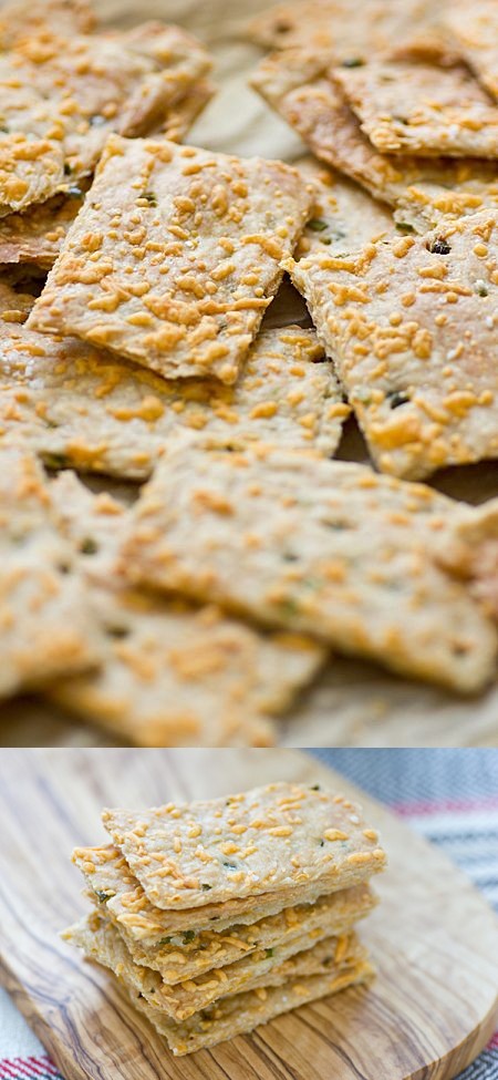 Jalapeño Cheddar Crackers