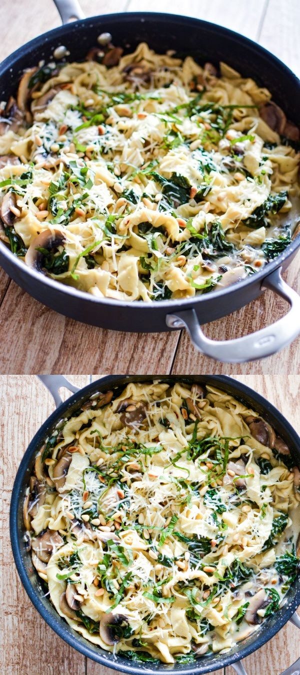 Mushroom and Spinach Pappardelle Pasta with White Wine Cream Sauce