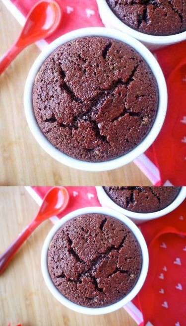 Paleo Red Velvet Fondant Cakes (for 2 (naturally gluten-free