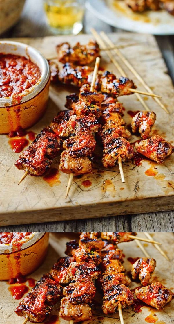 Pinchos Morunos (Moorish Kebabs with Mojo Picón