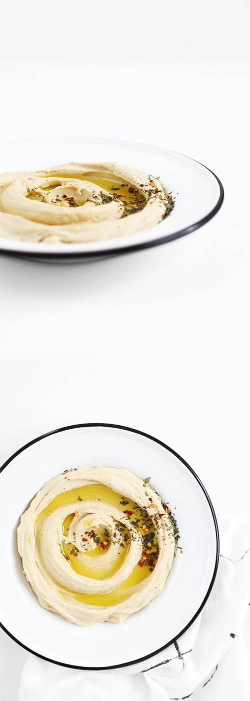 Quick and Smooth Hummus