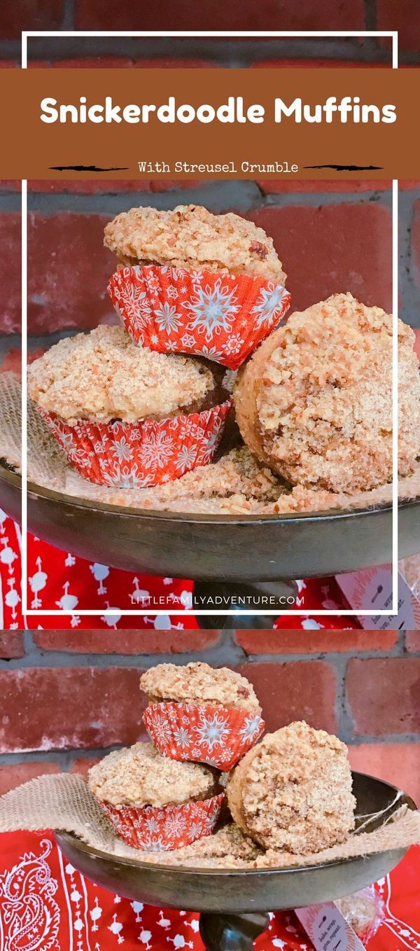 Snickerdoodle Muffins with Streusel Crumble