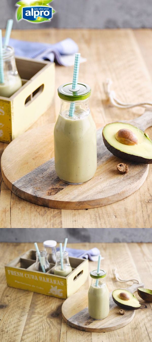 The Almond pina-vocado smoothie