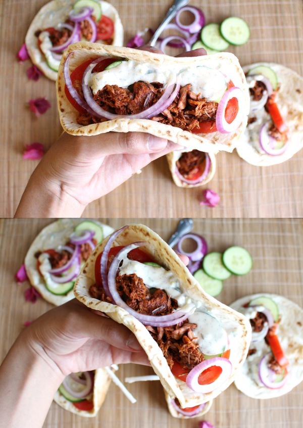 Vegan Gyros with Jackfruit and Creamy Tzatziki