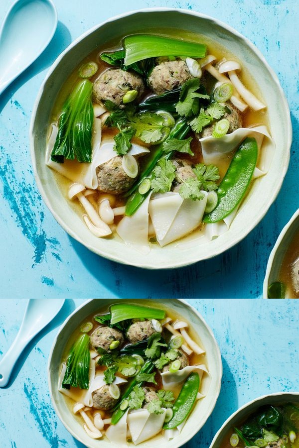 Wonton Soup With Mushroom-Zucchini 