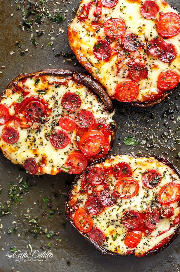 10-minute Portobello Pizzas