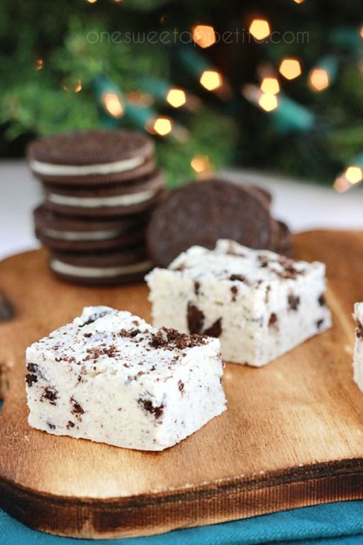 3 Ingredient Cookies and Cream Fudge