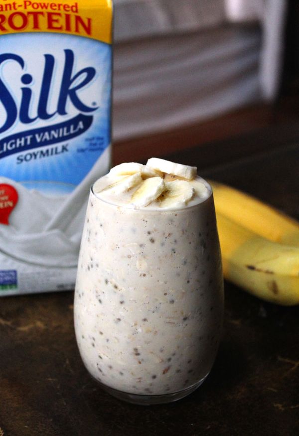 5-Ingredient Peanut Butter Banana Overnight Oats