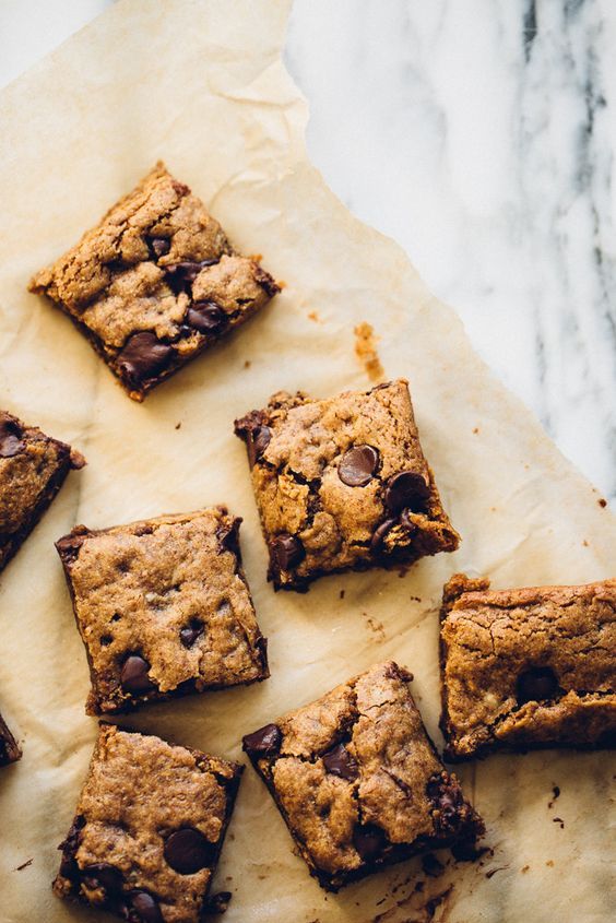 Almond Butter Oatmeal Chocolate Chip Cookie Bars (Vegan, GF