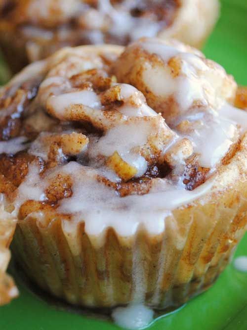 Apple Cinnamon Roll Cupcakes