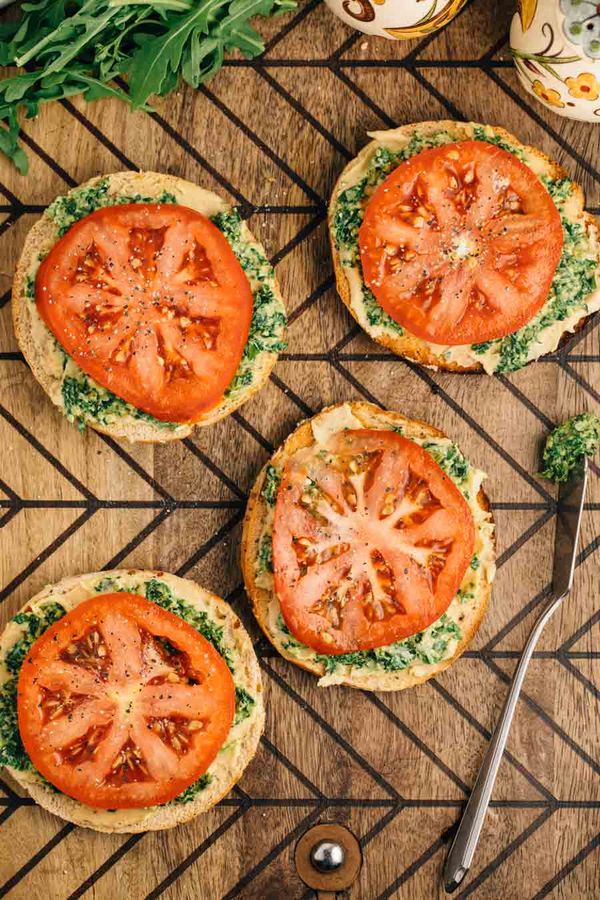 Bagel Thin Pesto Sandwich (Vegan