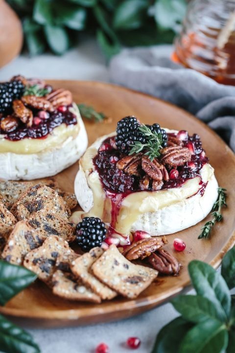 Baked Brie with Blackberry Compote and Spicy Candied Pecans