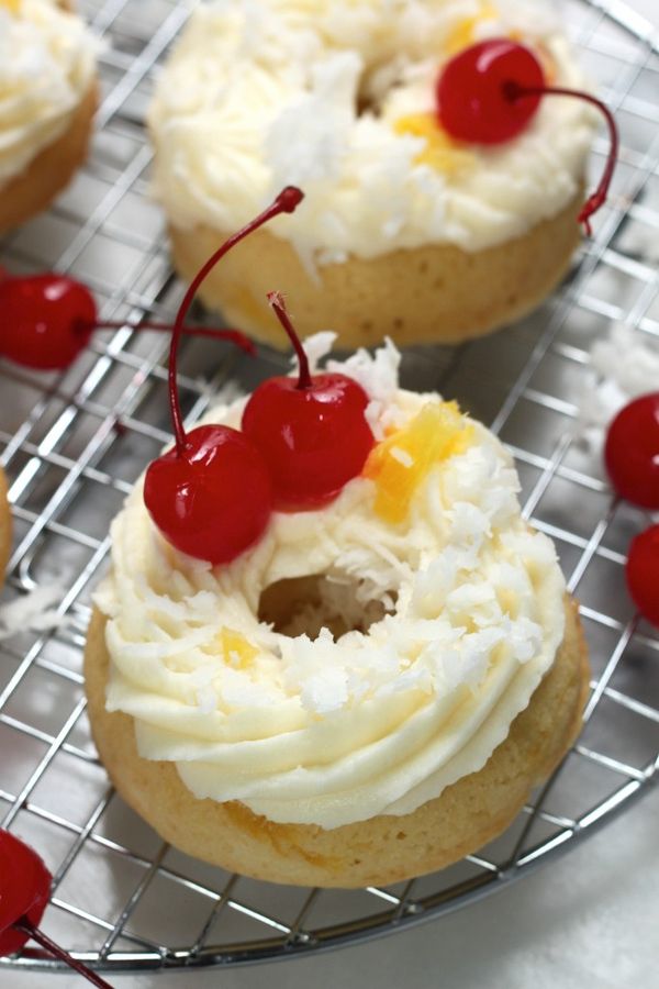 (Baked Pina Colada Donuts