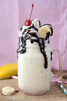 Banana Split Milkshake