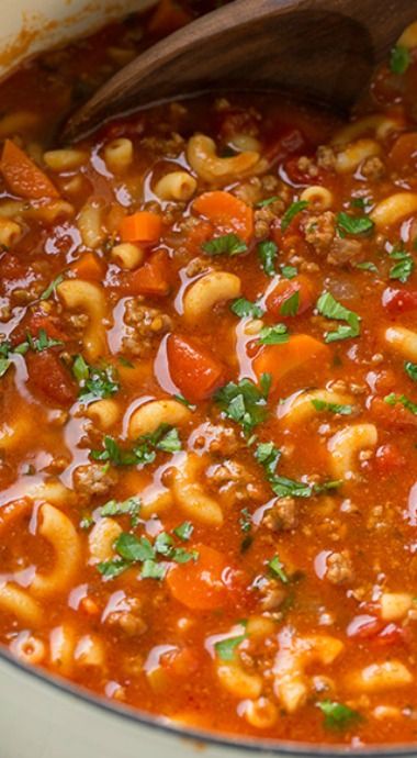 Beef and Tomato Macaroni Soup