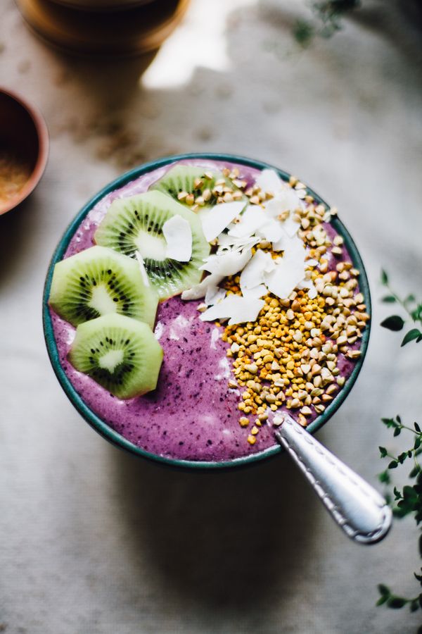 Blackberry Almond Butter Maca Smoothie Bowl