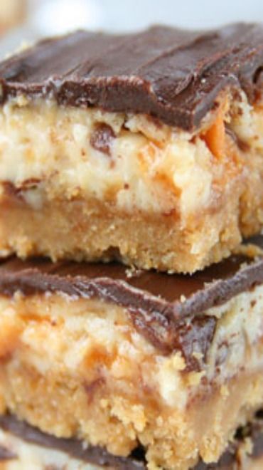 Butterfinger Nutter Butter Cheesecake Bars