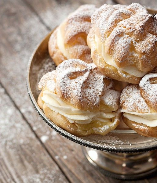 Cannoli Cream Puffs