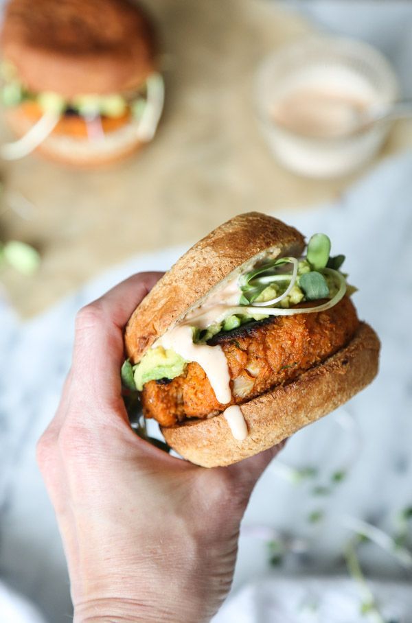 Cauliflower Sweet Potato Burgers with Avocado and Sriracha Aioli (Vegetarian Paleo