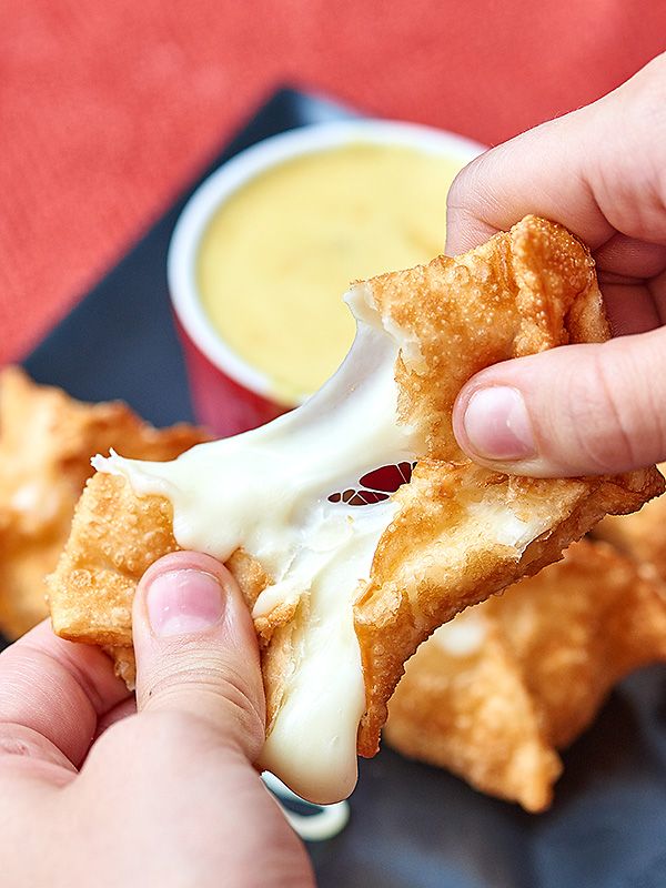 Cheese Wontons with Honey Mustard Dipping Sauce