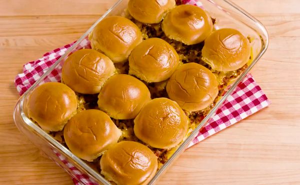 Chili Cheese Sliders