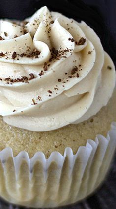 Coffee Cupcakes with Coffee Cream Cheese Frosting