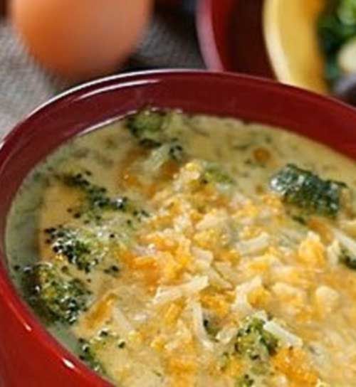 Copycat TGI Fridays Broccoli Cheese Soup