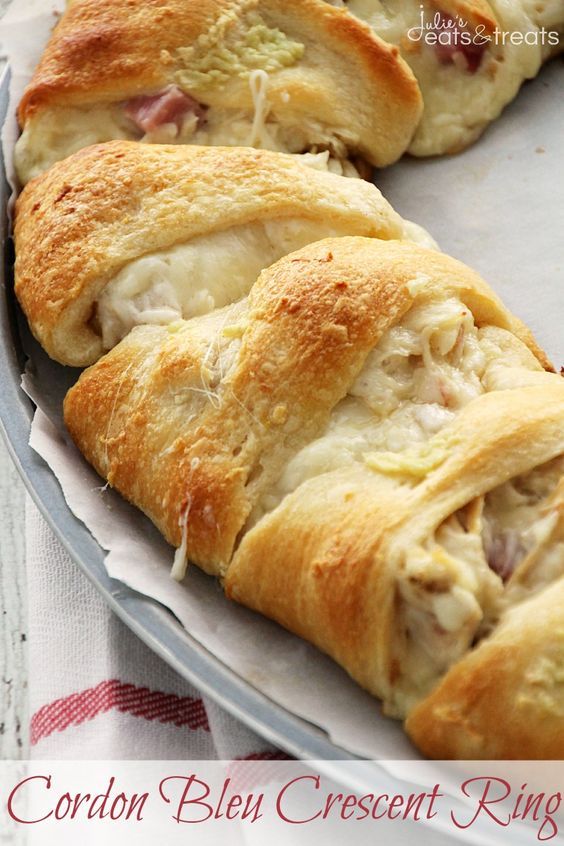 Cordon Bleu Crescent Ring