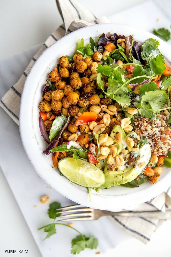 Crispy Chickpea Thai Quinoa Bowl