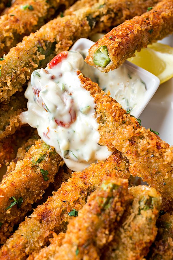 Crispy Parmesan Asparagus Spears with Lemony Sun-Dried Tomato Aioli