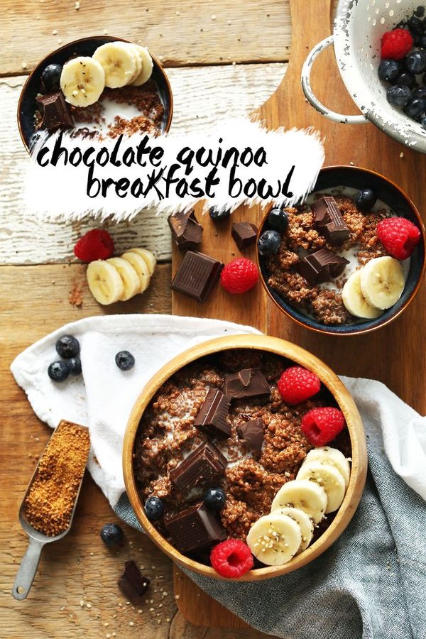 Dark Chocolate Quinoa Breakfast Bowl