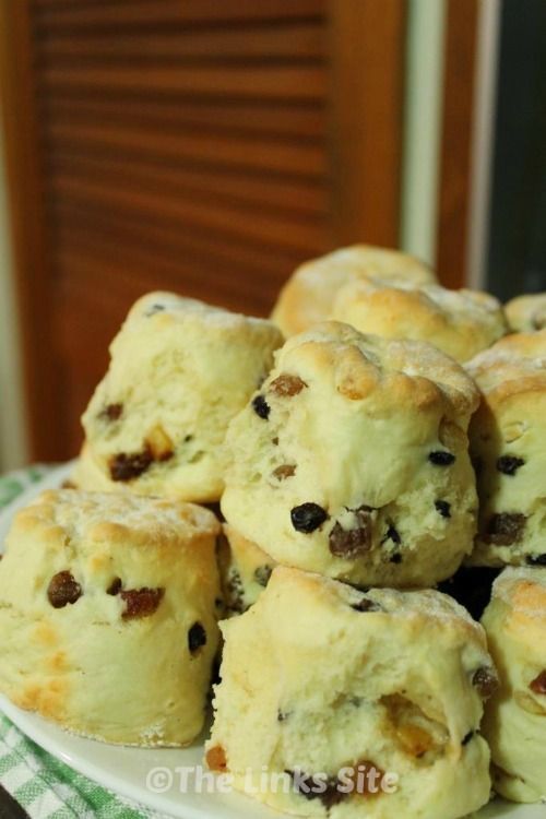 Easy Fruit Scones (Only 5 Ingredients!